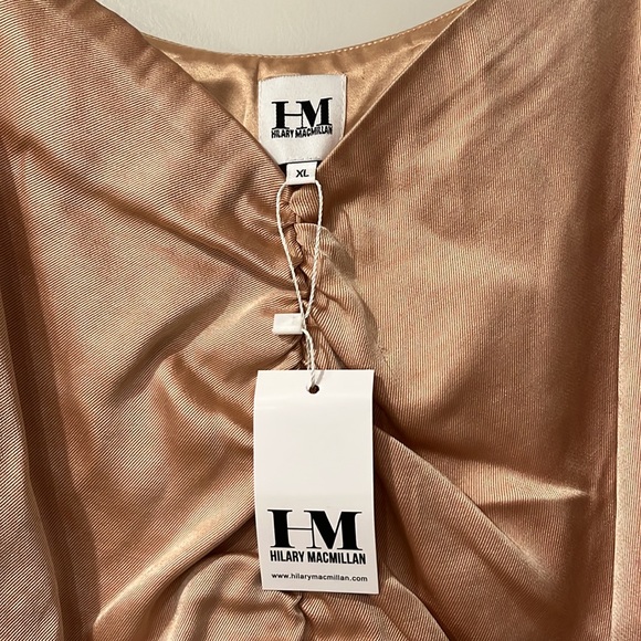 Hilary MacMilan Ruched Front Blouse - Picture 5 of 6